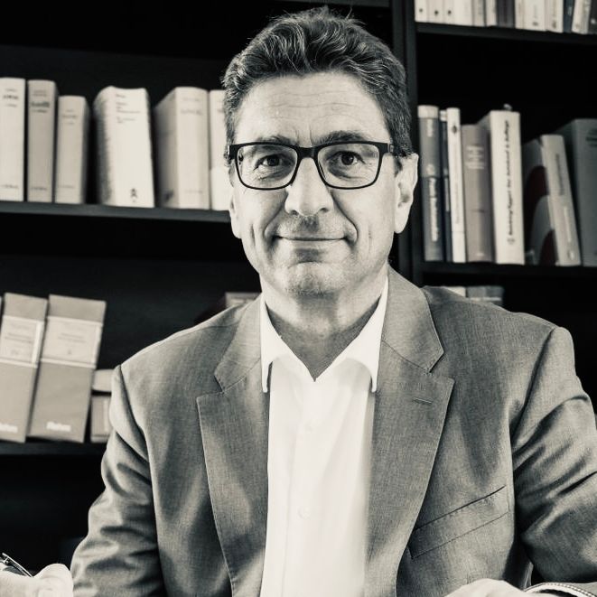 Foto von Rechtsanwalt Ulrich Menth